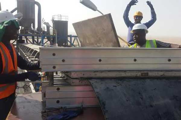 Conveyor belt hot vulcanizing procedure